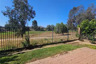8031 Mickelson Way, Hemet, CA 92545 - Photo 11