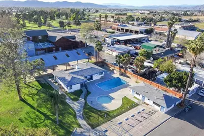 1400 E Menlo #49, Hemet, CA 92544 - Photo 39