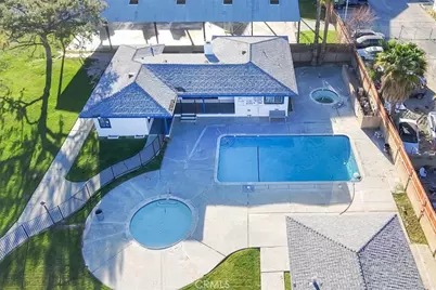 1400 E Menlo #49, Hemet, CA 92544 - Photo 37