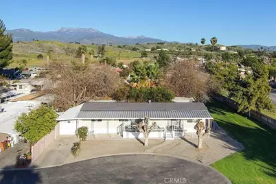 1400 E Menlo #49, Hemet, CA 92544 - Photo 7