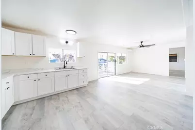 1400 E Menlo #49, Hemet, CA 92544 - Photo 15