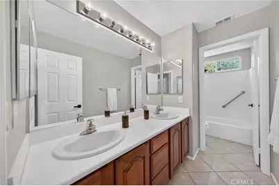 39340 Majestic Circle, Murrieta, CA 92563 - Photo 51