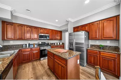 39340 Majestic Circle, Murrieta, CA 92563 - Photo 15