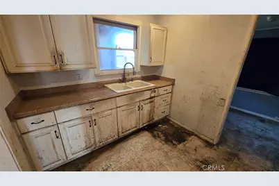 33189 Schaper, Lake Elsinore, CA 92530 - Photo 9