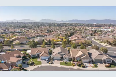 30227 Carneros, Murrieta, CA 92563 - Photo 43