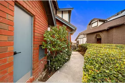 964 S Rim Crest, Anaheim, CA 92807 - Photo 11