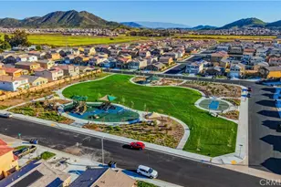 30934 Grand Prix Ct, Winchester, CA 92596 - Photo 37