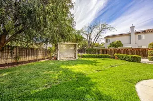 23401 Rouge River, Murrieta, CA 92562 - Photo 31