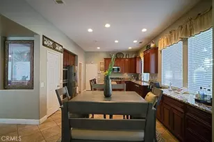 31961 Honeysuckle Cir, Winchester, CA 92596 - Photo 7