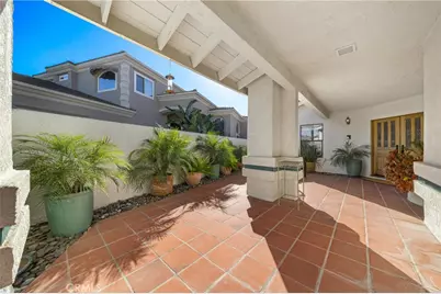 30181 Swan Point, Canyon Lake, CA 92587 - Photo 5