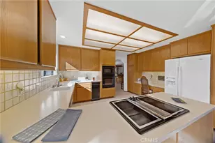 30181 Swan Point, Canyon Lake, CA 92587 - Photo 17