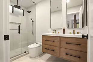 22207 Vacation, Canyon Lake, CA 92587 - Photo 17