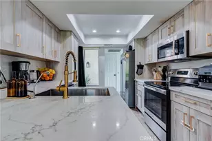 29344 Via Frontera, Murrieta, CA 92563 - Photo 9