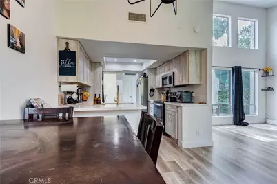 29344 Via Frontera, Murrieta, CA 92563 - Photo 11