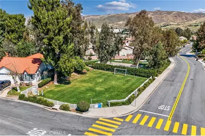 9290 Hot Springs, Corona, CA 92883 - Photo 25