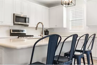 30783 Mossy Bend Lane, Murrieta, CA 92563 - Photo 7