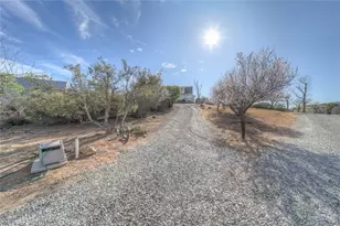 38375 Hill, Anza, CA 92539 - Photo 11