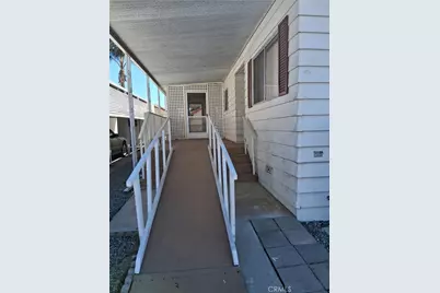 725 W Thornton #157, Hemet, CA 92543 - Photo 3