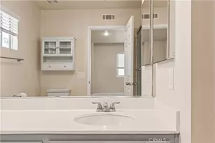 13144 Sycamore Village Dr, Norwalk, CA 90650 - Photo 29