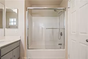 13144 Sycamore Village Dr, Norwalk, CA 90650 - Photo 31