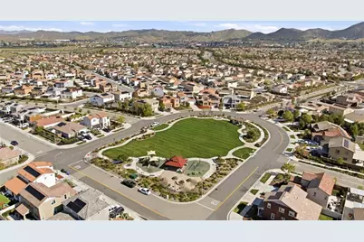 29105 Gardenia, Lake Elsinore, CA 92530 - Photo 37