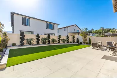 2227 Melogold Way, Corona, CA 92883 - Photo 31