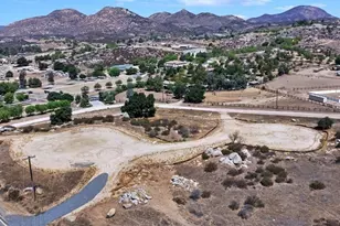 38662 E Benton Rd, Temecula, CA 92592 - Photo 5