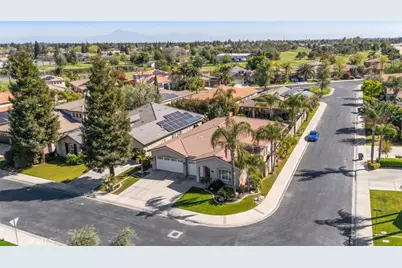 9313 Via Parma, Bakersfield, CA 93312 - Photo 5