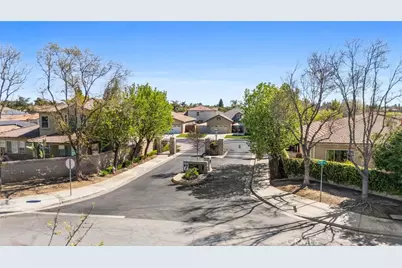 9313 Via Parma, Bakersfield, CA 93312 - Photo 7