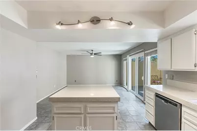 7088 Seville, Riverside, CA 92504 - Photo 29