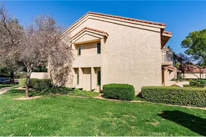 7088 Seville, Riverside, CA 92504 - Photo 9
