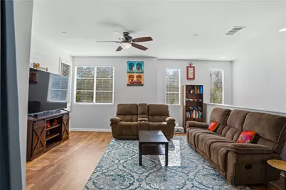 609 Savi #101, Corona, CA 92878 - Photo 17