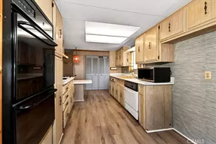 21100 State St, San Jacinto, CA 92583 - Photo 9