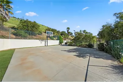 45090 Via Tornado, Temecula, CA 92590 - Photo 21