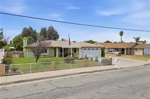 217 N Hemet, Hemet, CA 92544 - Photo 5