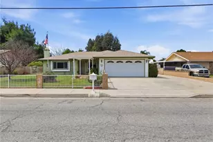 217 N Hemet, Hemet, CA 92544 - Photo 3