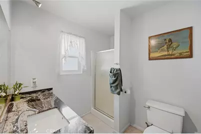 217 N Hemet, Hemet, CA 92544 - Photo 19