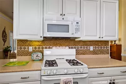 817 Perla Court, San Jacinto, CA 92583 - Photo 11