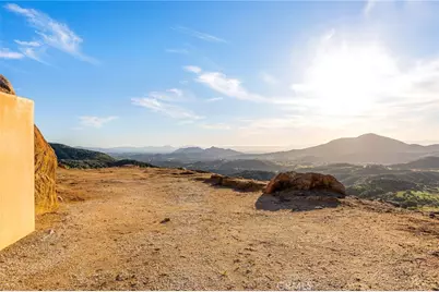 34135 Cameron, Sage, CA 92544 - Photo 11