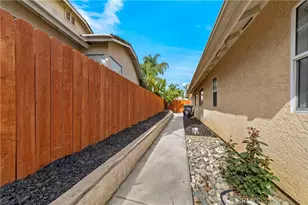 39422 Via Montero, Murrieta, CA 92563 - Photo 31