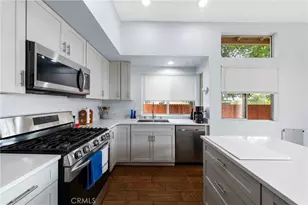 39422 Via Montero, Murrieta, CA 92563 - Photo 9