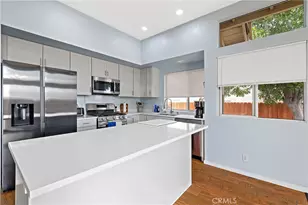 39422 Via Montero, Murrieta, CA 92563 - Photo 7