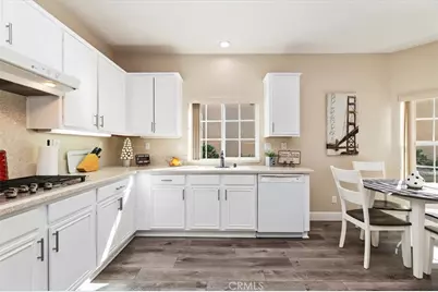 24193 Calle Artino, Murrieta, CA 92562 - Photo 19