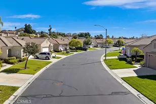 24193 Calle Artino, Murrieta, CA 92562 - Photo 39