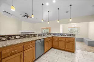 8755 Lilac Rd, Oak Hills, CA 92344 - Photo 7