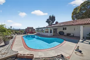 1528 York Dr, Vista, CA 92084 - Photo 5