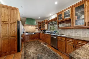 9075 Mesa Vista St, Apple Valley, CA 92308 - Photo 11