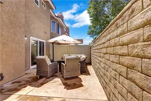 28102 Bobwhite, Saugus, CA 91350 - Photo 7