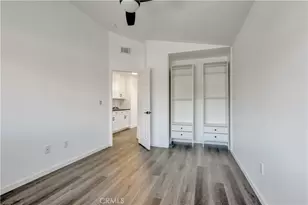 28102 Bobwhite, Saugus, CA 91350 - Photo 35