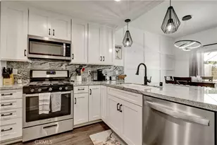 28102 Bobwhite, Saugus, CA 91350 - Photo 21